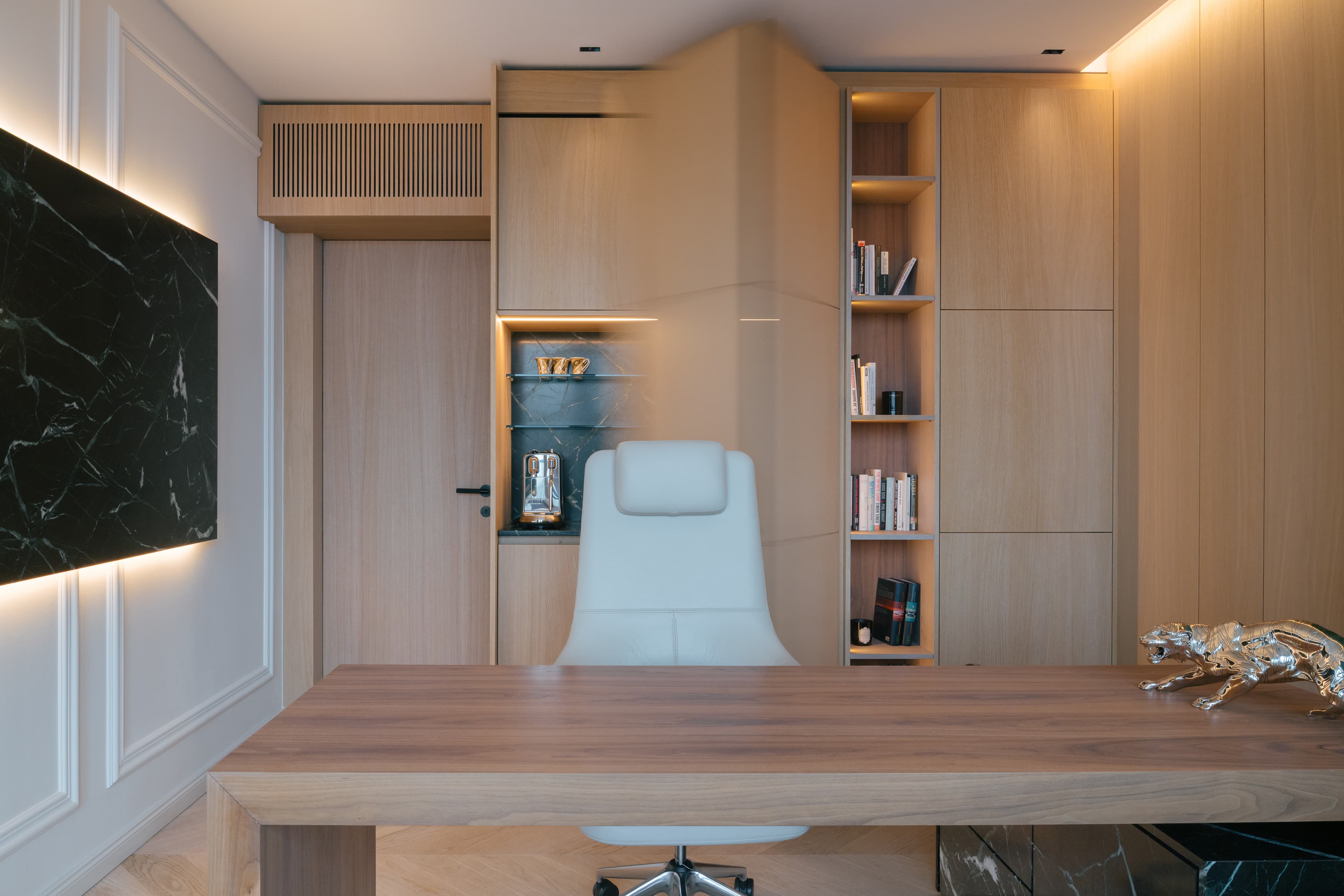 Wide shot of the complete interior design with city view.