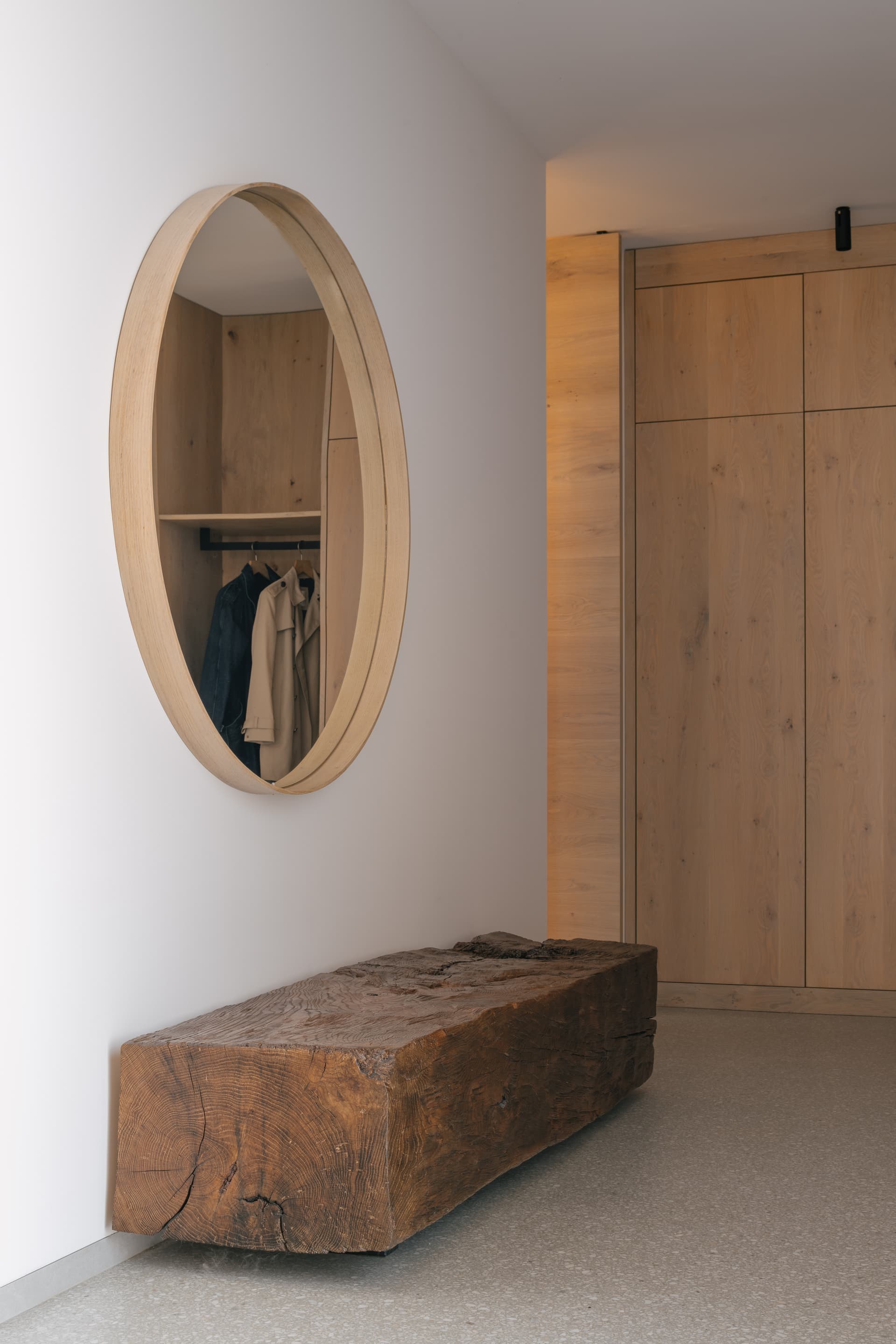 Architectural detail with custom woodwork and finishing.